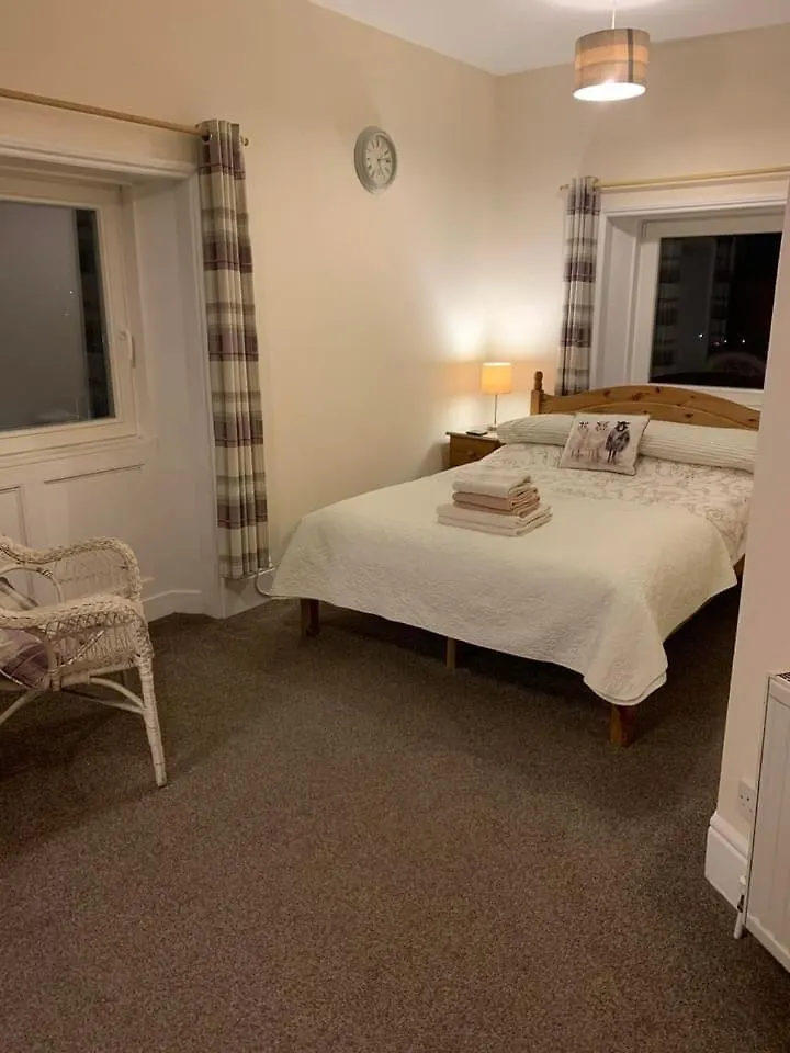 Khyber Mount Guest House Whitby
